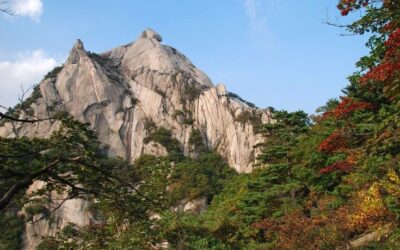 Bukhansan National Park: Ein Paradies für Wanderer und Naturliebhaber